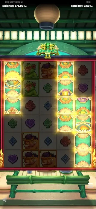 Golden Bamboo Feature z mnożnikiem ×10 i Instant Prize na ekranie